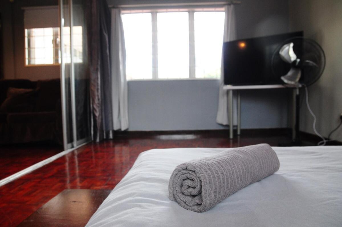 Grayhaus Spacious Bungalow & Garden Villa - Ss3 Petaling Jaya, Near Sunway - Stay Only No Events מראה חיצוני תמונה