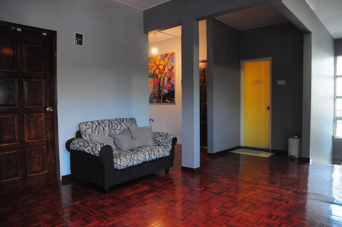 Grayhaus Spacious Bungalow & Garden Villa - Ss3 Petaling Jaya, Near Sunway - Stay Only No Events מראה חיצוני תמונה